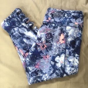 Amelia James Malibu workout capris